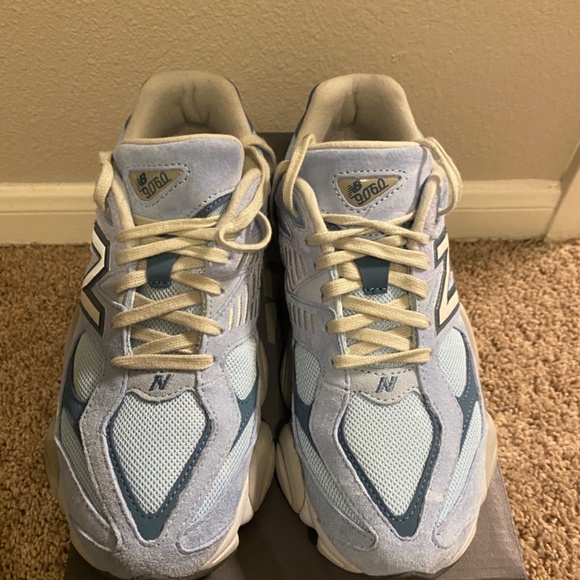 New Balance 9060 - Picture 4 of 13